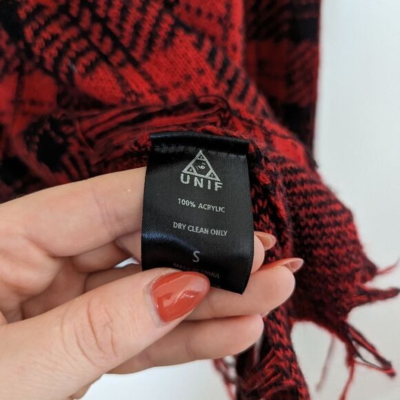 UNIF red black plaid knit Kurt distressed destroyed frayed round neck sweater - Picture 4 of 6